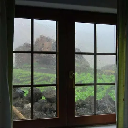 ヴィラ Sleeps 5 Wifi *